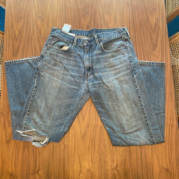 Levi’s 505 36x32 - Picture 2 of 7